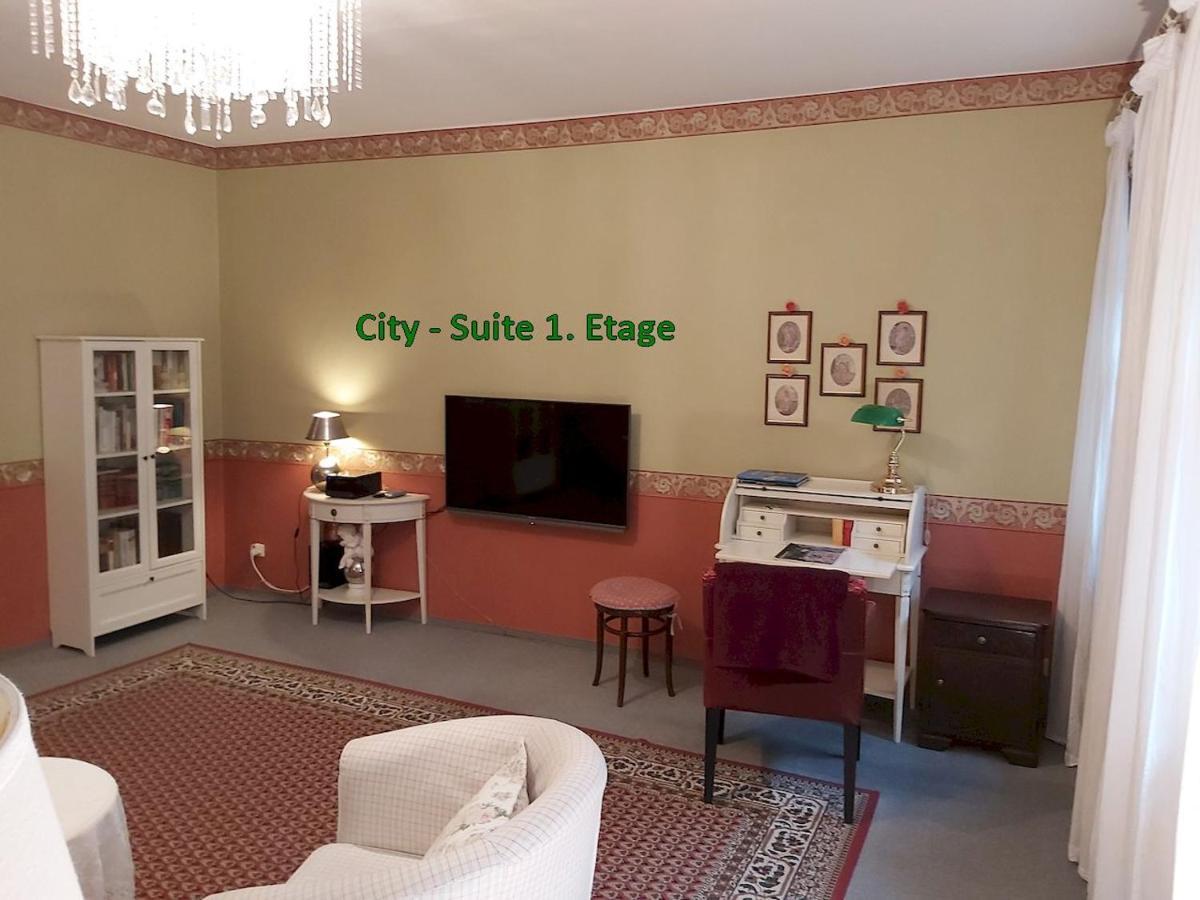 City-Ferienwohnungen-Dresden - Zentral Gelegen Im Haus Louisenstrasse 11 - Dresden-Neustadt Экстерьер фото