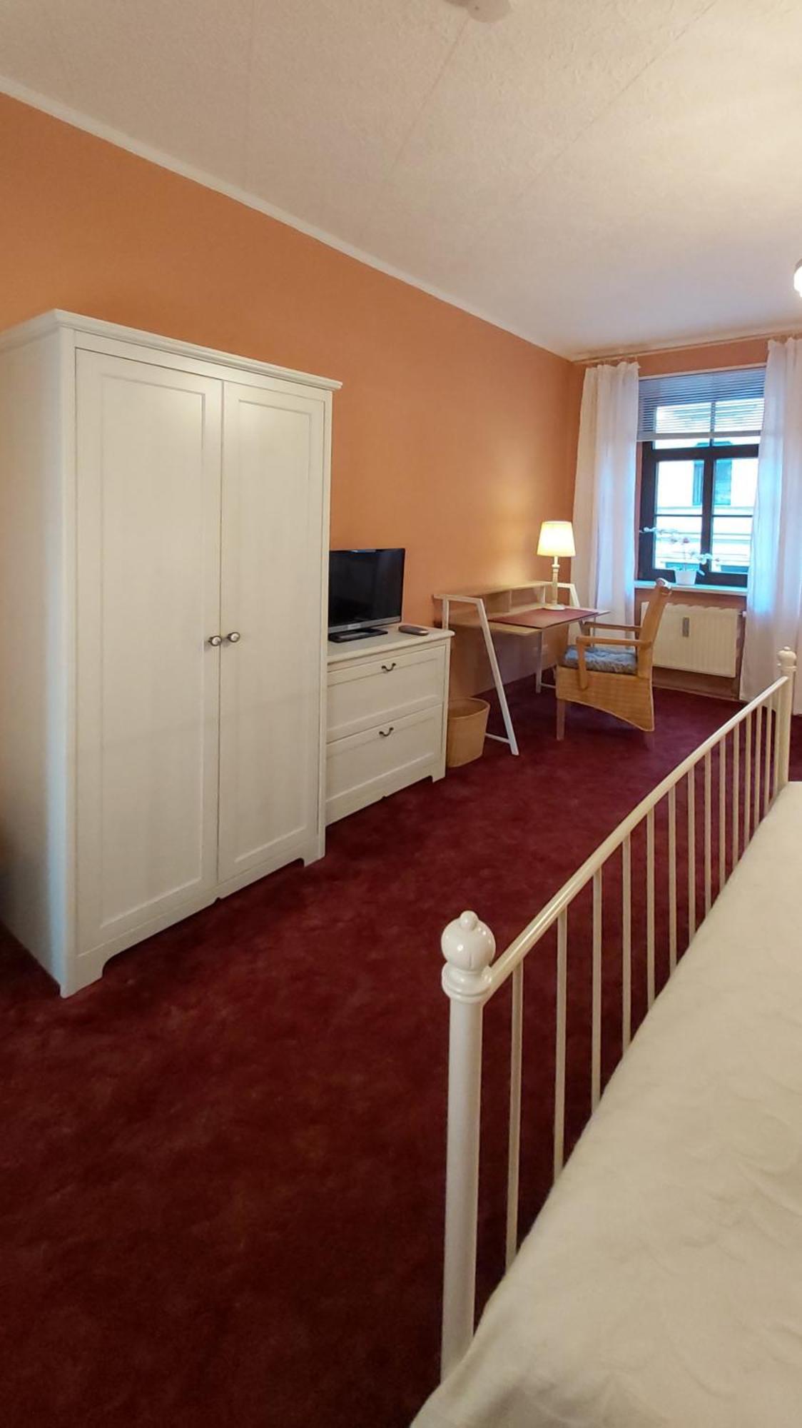 City-Ferienwohnungen-Dresden - Zentral Gelegen Im Haus Louisenstrasse 11 - Dresden-Neustadt Экстерьер фото
