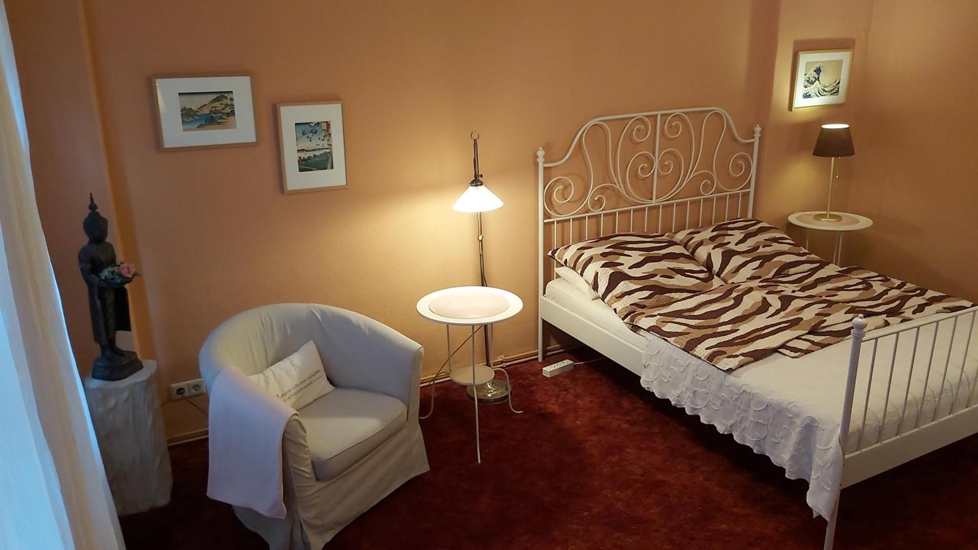 City-Ferienwohnungen-Dresden - Zentral Gelegen Im Haus Louisenstrasse 11 - Dresden-Neustadt Экстерьер фото